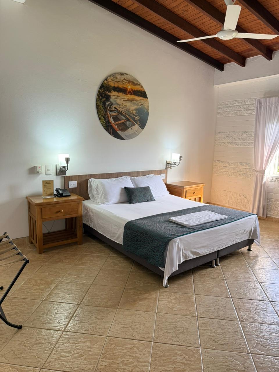 HOSTERIA HORIZONTES CAUCASIA - HABITACIÓN DELUXE