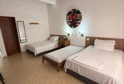 HOSTERIA HORIZONTES CAUCASIA - HABITACIÓN DELUXE TRES CAMAS 4